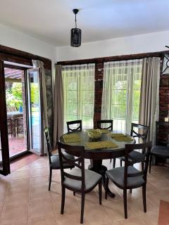 Daphne Home - 6