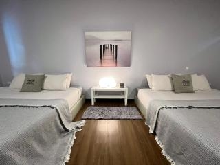 Mini-ME Home, A Cozy Entire House in Old City - 8