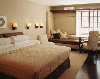 City Club Hotel - 3