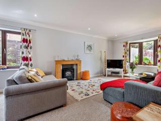 4 Bed in Wareham 77511 - Stoborough - 8