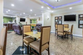 Quality Inn & Suites Atlanta Airport South - Atlanta - 8
