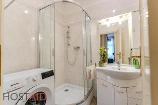 Blue Fountain Design Apartment - hostAID - Budapest - 6