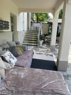 Charmante Altbauwohnung im Shabby Chic Stil mit Wintergarten und Gartenblick - Ihr perfektes Zuhause in Graz - 2