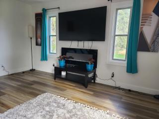 Farmhouse in Alberta - - 5