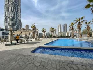 Your gateway in Sparkle Tower JBR by Suiteable - Dubai - 8