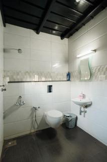 Ashriel Farm House by EWA Properties - Kankanādi - 8