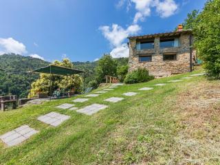 Apartment Podere Cima a Zano -Apt- Tinaia by Interhome - Medicina - 2