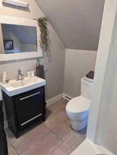 Dominion Place Studio - 7