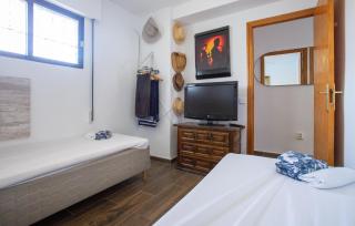 2 Bedroom Amazing Apartment In Miramar - 1