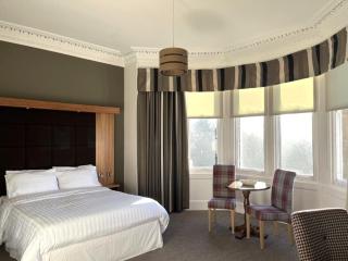 The Strathearn Hotel - 9
