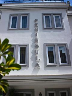 Hotel Peninsula - 8