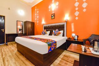 FabHotel KK Residency - Mājra - 1