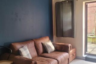 Town Centre hide away - Kenilworth - 1