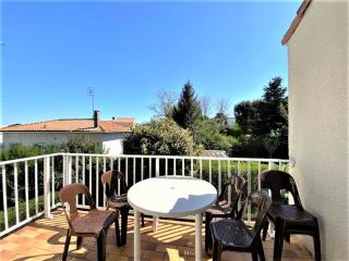 Appartement lumineux avec balcon, proche plages et commerces, parking privatif, pour 6 personnes - FR-1-494-193 - Saint-Georges-de-Didonne - 0