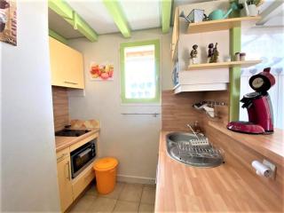 Appartement lumineux avec balcon, proche plages et commerces, parking privatif, pour 6 personnes - FR-1-494-193 - 6