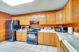 Boat Dock Pet-Friendly Douglas Lake Getaway! - 3