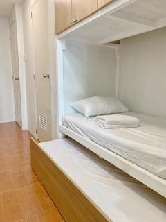 Seibu Tower BGC Tropical Suite with Parking - Manilla - 1