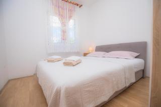 Peaceful Sea View Apartment - Podglavica - 4