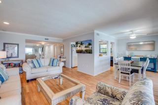 Beach Front Condo Sea View Play at Gulf Place - 4