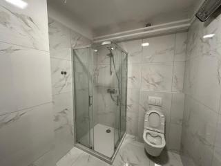 Sunny Hill Apartment - 1