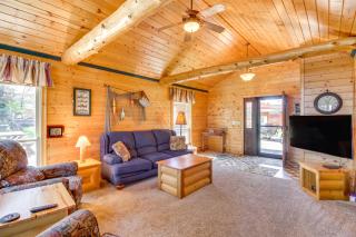 Private Lakefront Emily Home with Yard and Fire Pit! - Emily - 7