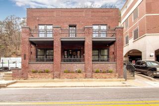 Historic Downtown Studio, Walk to Bathhouses, Room # 100 - Hot Springs - 1