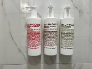 Historic Downtown Studio, Walk to Bathhouses, Room # 100 - 1