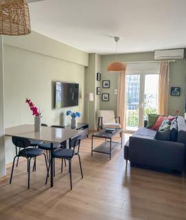 Near Acropolis Super Renovated Classic with Balcony View - Atene - 3