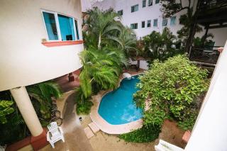 2Br apart steps from mamitas beach and 5th av - 1