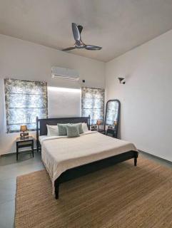 Cove Luxury Beach Villa - Mahabalipuram - 4