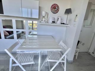 Studio climatisé avec grande terrasse et parking privé, proche plage et commerces - FR-1-716-60 - 7