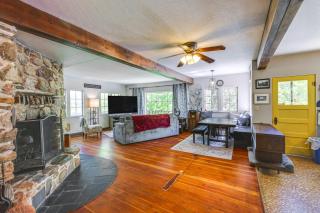 Secluded Wilseyville Home with On-Site River Access! - - 8