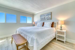 Beach House Condominiums C603 - Beachfront with Pool, Wi-Fi, & Beach Service - 8