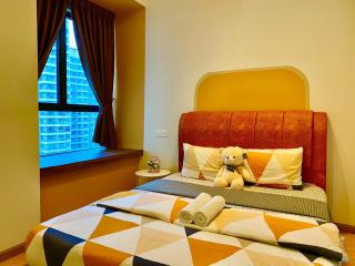 高级奢华海景套房三房三厕6-12人适合家庭入住@金海湾 Danga Bay - 9