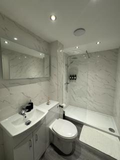Central Hull Apartments - 5