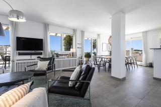 Outstanding Rooftop Cannes 4 bed Apt Sea Views - 0