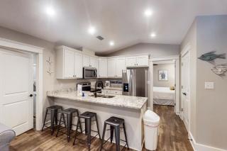 Beach Cottage South - Dauphin Island - 4