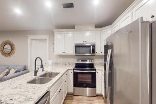 Beach Cottage South - Dauphin Island - 2