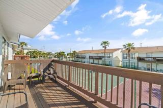 Gulfside Getaway 2 BR, 2 BA - 6