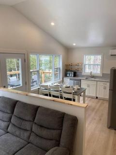 Blue Heron Cottage Oceanfront and Private trails - 7