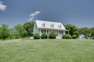 Spacious Rural Getaway in Lexington with Deck! - 0