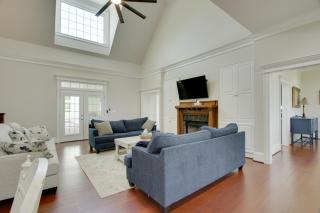 Spacious Rural Getaway in Lexington with Deck! - 5