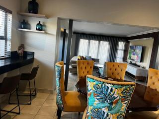 Sasavona Luxury Cottage - 631 Euphoria Golf & Lifestyle Estate - Mookgophong - 4