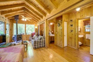 Marion Cabin with Hot Tub, On-Site Nature Trails! - Marion - 5