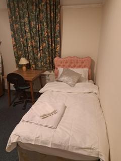 Single Room- London Seven Kings Train Station - Seven Kings - 0