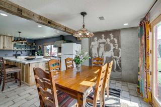 14 Mi to Main Street Moab Cabin with Hot Tub Access - 2