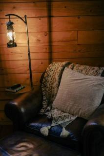 Hot tub, private deck, gas fire pit & king bed! - 3