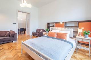 Super Large - Super Comfy with Balcony - Budapest - 3