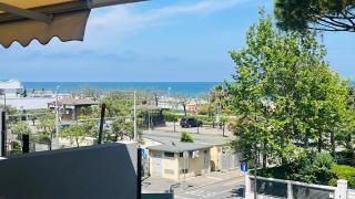 Carinzia Appartamenti - davanti solo il mare - Riccione - 8