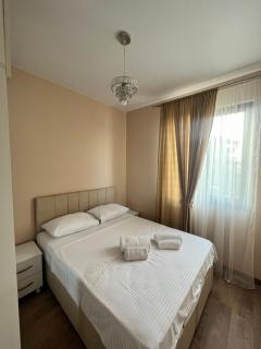 The Golden Apartment - 2